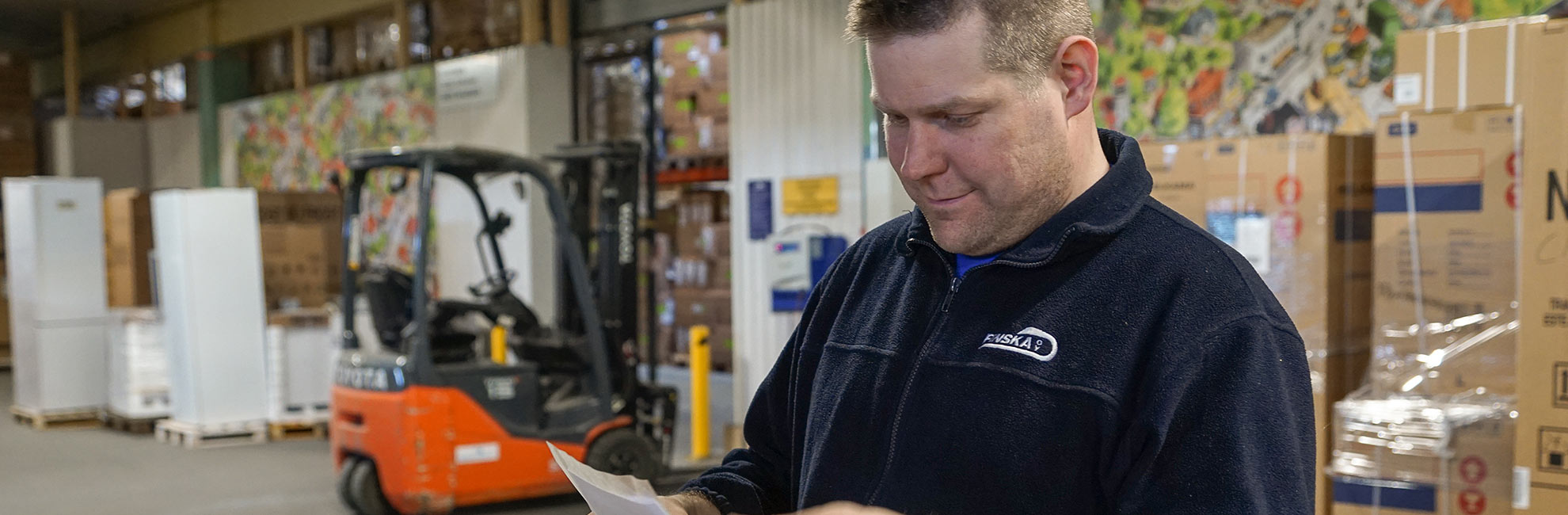 Meidän kyydissämme järjestyvät tavarakuljetukset tarpeenne mukan.